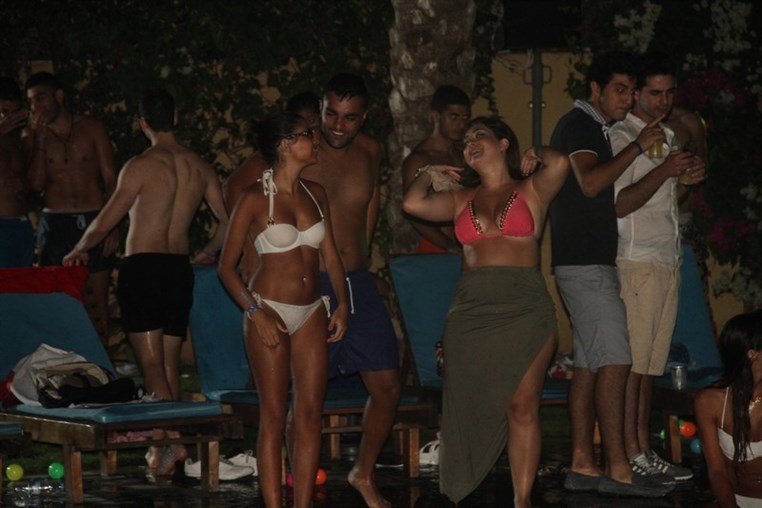 Lebanon Largest FOAM Party 3 (1)